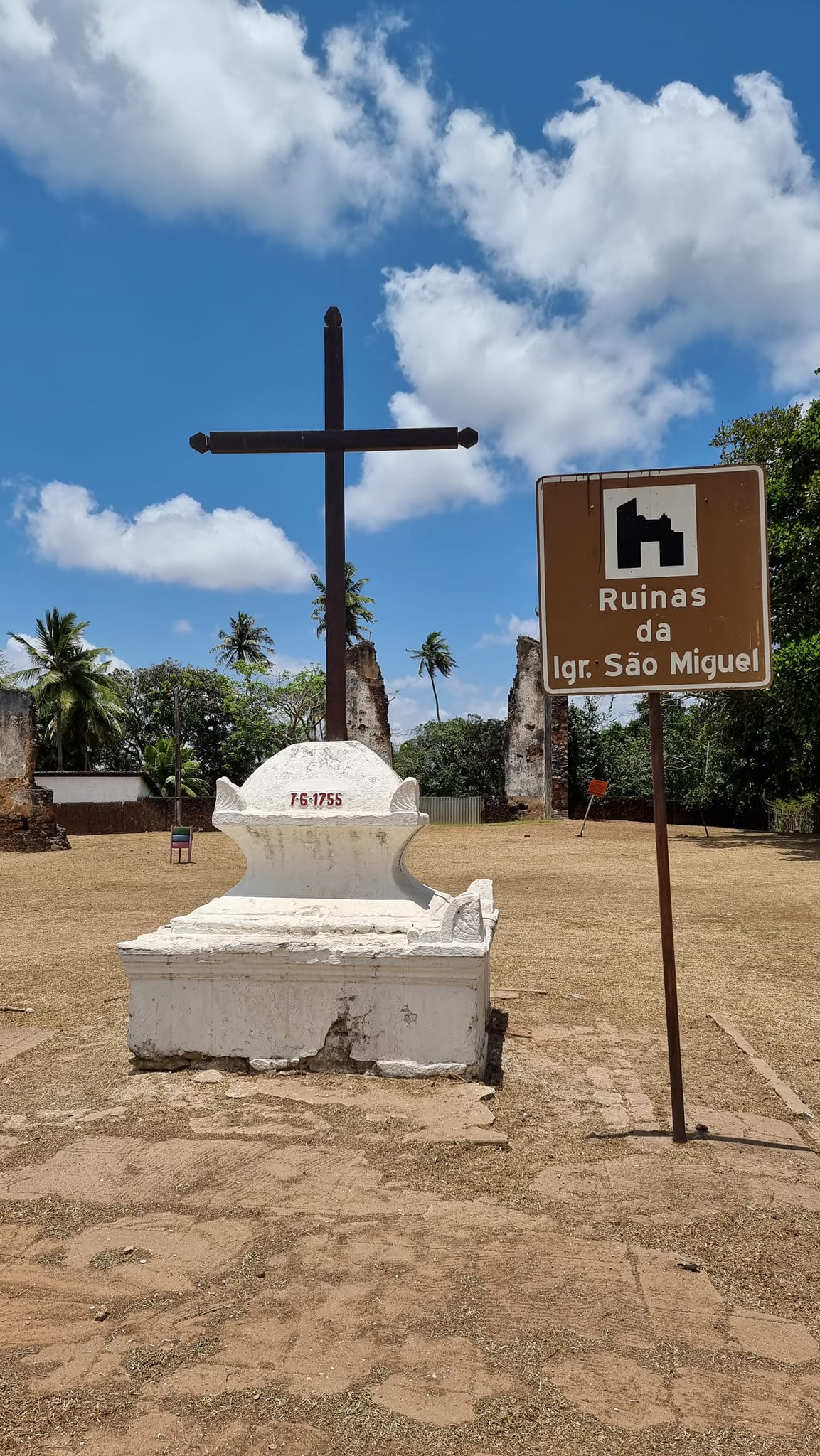 As ruínas de Extremoz/RN: memória viva de uma história - Silveira Dias